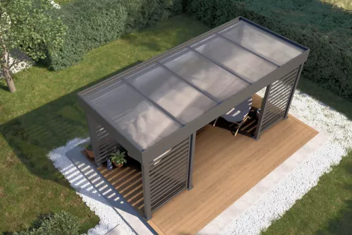 Pergola STUK mit Sichtschutz und Polycarbonat-Stegplattendach